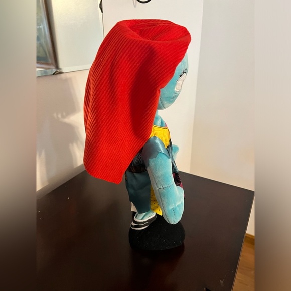 The Night Before Christmas  Sally Animation Doll - Picture 5 of 11